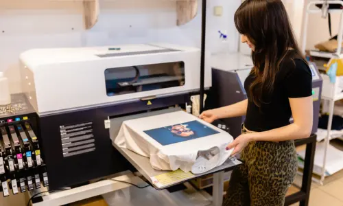 Custom Garment Printing in Ajman – Screen Printing, DTF & Sublimation Services